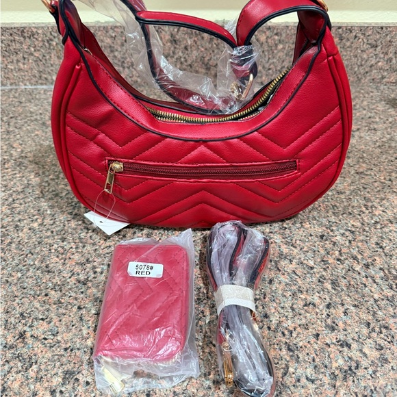 Handbags - Elegant Red Quilted Women's Bag